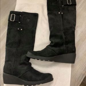 Sorel Suede Black Boots